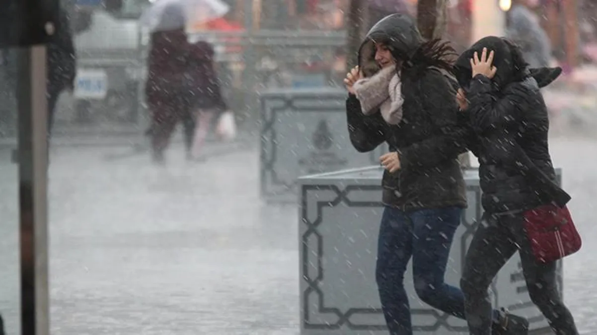 Bayram planı yapanlar dikkat! İstanbul dahil 23 ilde sağanak yağış bekleniyor