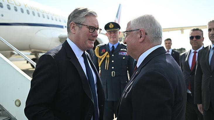 Milli Savunma Bakanı Güler, İngiltere Başbakanı Starmer'i karşıladı