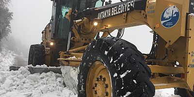 ANTAKYA BELEDİYESİ KAR YAĞIŞI BOYUNCA TEYAKKUZDA 