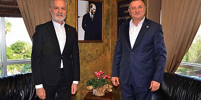  HBB Başkanı Doç.Dr.Lütfü Savaş İTSO’ya Hayırlı Olsun Ziyaretinde Buluandu.