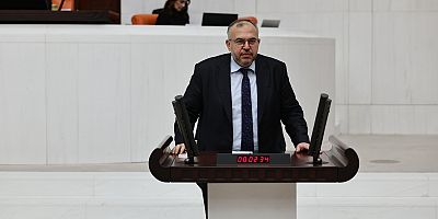 İçişleri Bakanlığının onayıyla kurulan sendikalara üye olduğu için on binlerce insan KHK ile ihraç edildi