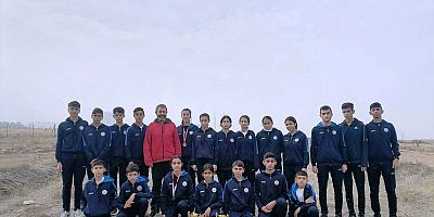 MAVİ-BEYAZLILAR MALATYA’DAN KUPA VE MADALYALARLA DÖNDÜ