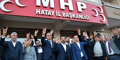 Mehmet Fevzi Altay Hatay’da, Üç Hilal’li Sancağı Devraldı.