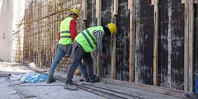 PAYAS İÇME SUYU DEPOSUNDA ÇALIŞMALAR TAM GAZ